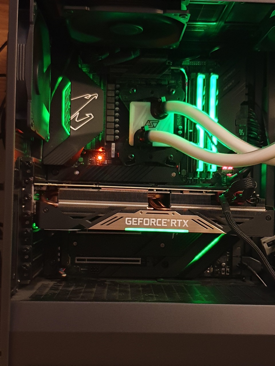 Aorus_x50_Xtreme.jpg